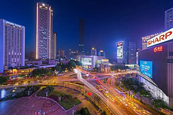 请问南京地铁的线路和各个站点附近的景点(南京地铁周边游玩)1