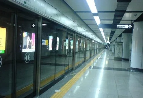 深圳东部华侨城离哪个地铁站最近（深圳华侨城地铁站）3