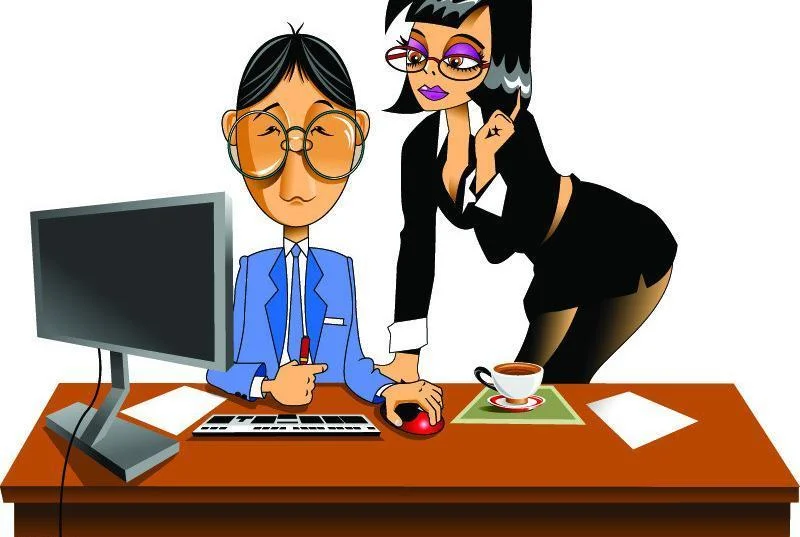 有谁看过西安地铁二号线的视频！瓜子男乱丢东西不文明被一个拿着锤子身穿金色盔甲的大哥打的头出血有（西安地铁叫你吃瓜子）