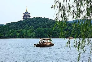 深圳北站地铁站到惠州西湖地铁站（深圳地铁西湖）