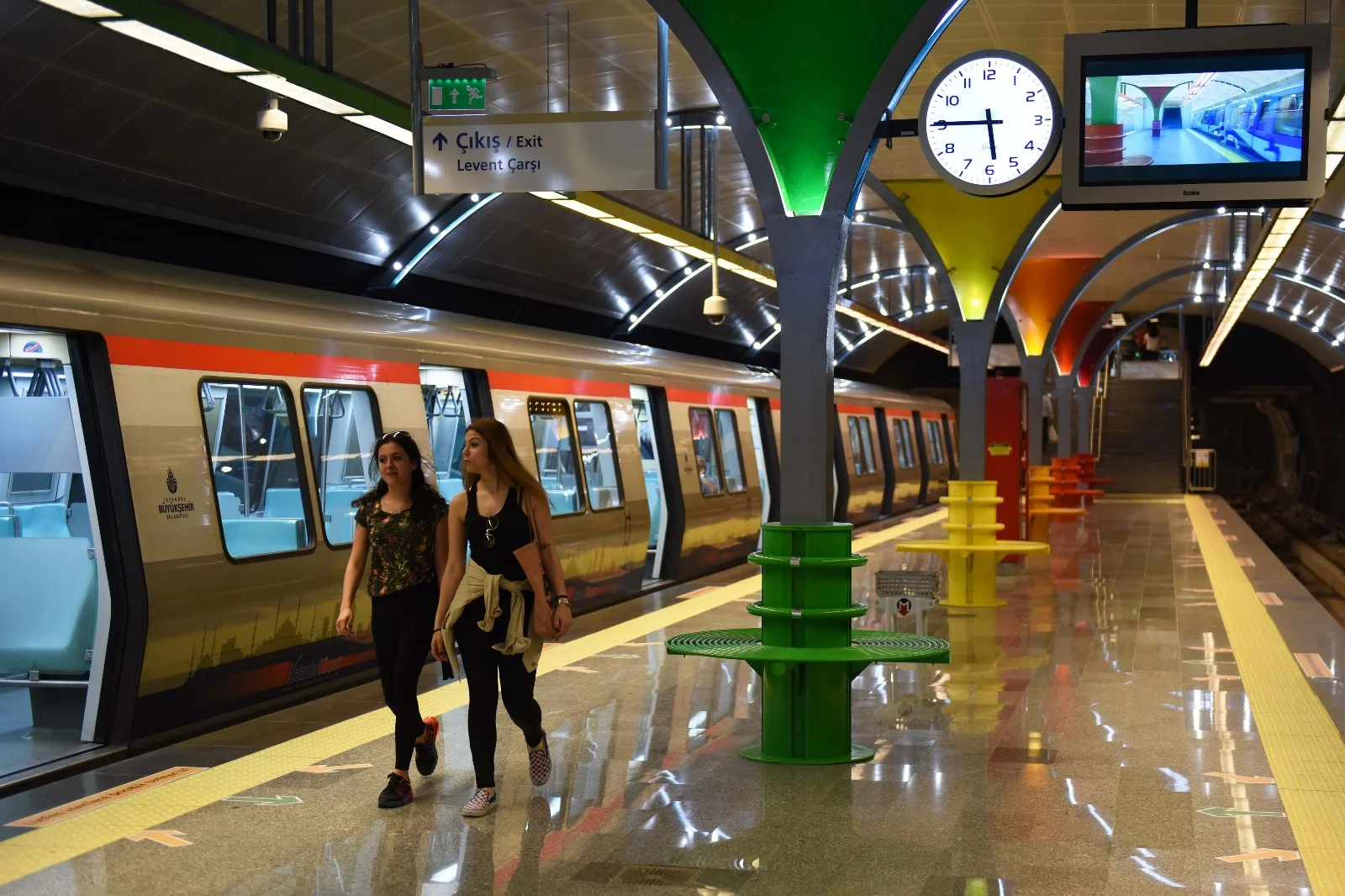 沈阳地铁早上几点开始运行(沈阳地铁五里河站运营时间)2