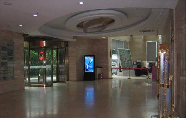 从南京南站到南京秦淮区龙台国际大厦坐什么车最快到达（南京龙台国际大厦附近地铁是哪一站）2