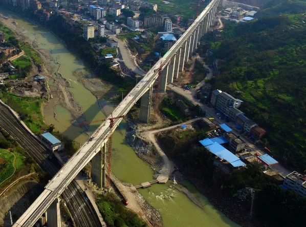 永州到重庆的火车什么时候开放不是说今年25日渝贵铁路开通后就可以去重庆的吗怎么还没开通（渝贵铁路）