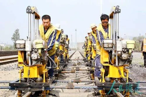 关于铁路铁路上一共分多少个系统（铁路工务系统）2