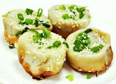 上海哪个地铁站里的小吃比较多(上海地铁里有那些糕点)