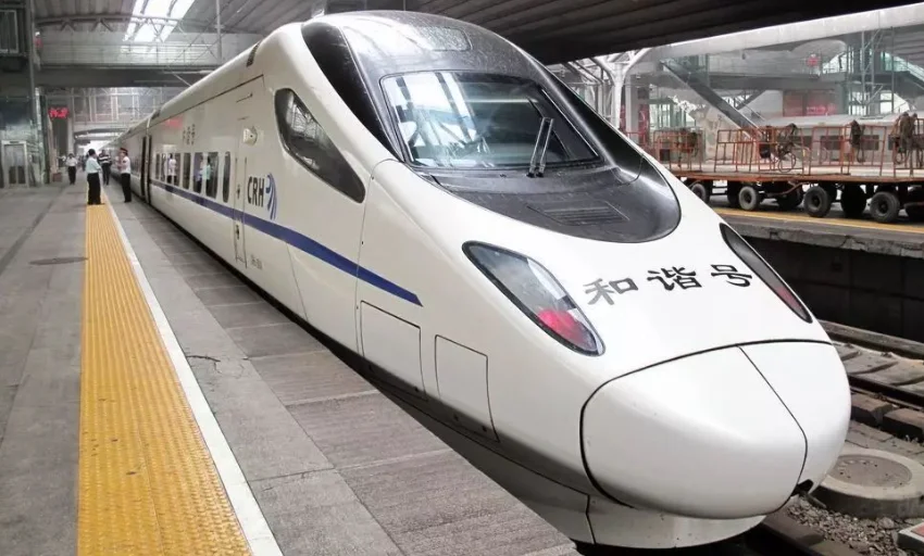 地铁骂人事件的最新进展怎么样了(811北京地铁员工骂乘客事件)