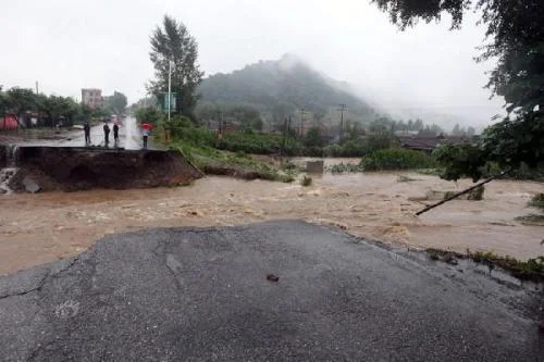 受台风“巴威”的影响有哪些列车已经停运了(巴威台风吉林铁路停运通知)2