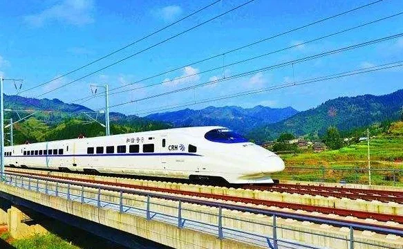 贵广高速铁路的社会效益(贵广高铁旅游)