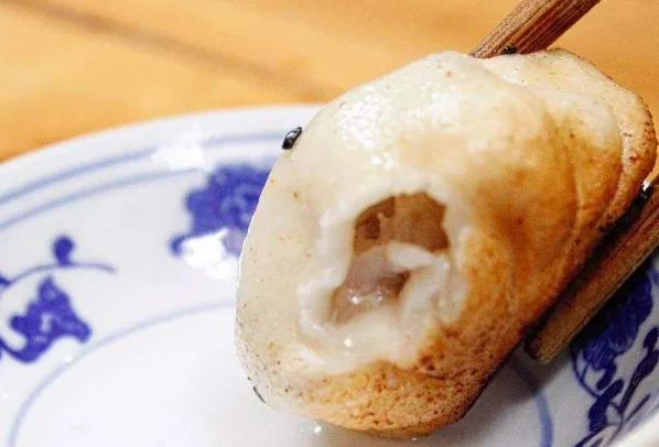 生煎包煎好会塌下来是怎么回事如何让生煎包煎出来饱满挺立（生煎包过一下上海地铁）2