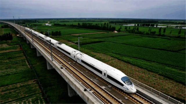 浙江规划建设的高铁站一个区迎来发展站房面积为多大（湖州高铁东站规划取消）3