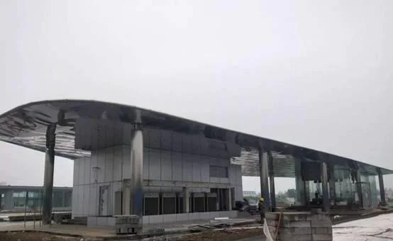 北京 荒废地铁站(最荒地铁站)2