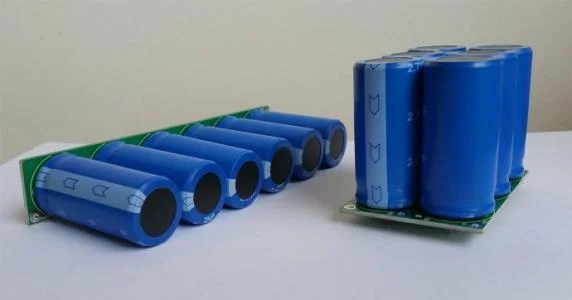 据报道国外一些城市的轨道交通已经应用了装配有超级电容器的制动能量回收系统国内有哪个城市的轨道交（超级电容在轨道交通）