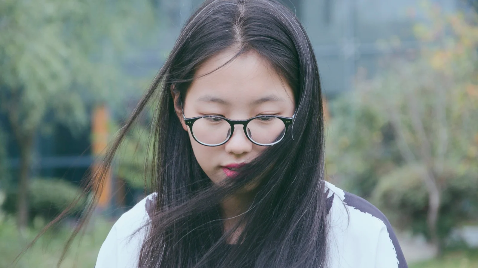 日本人地铁不让座谎称自己是中国人的电视局片名是（日本人在地铁出口说的是什么歌）4