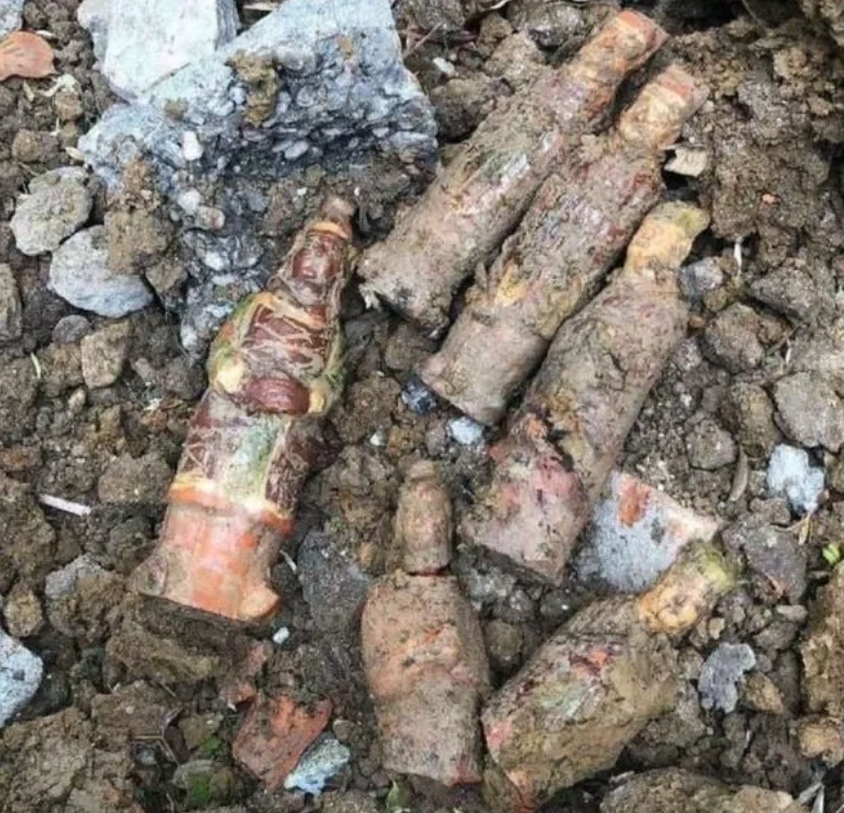 西安修地铁平均一年挖300多座古墓西安城下面到底有多少古墓（成都地铁7号线施工挖出一古墓）4