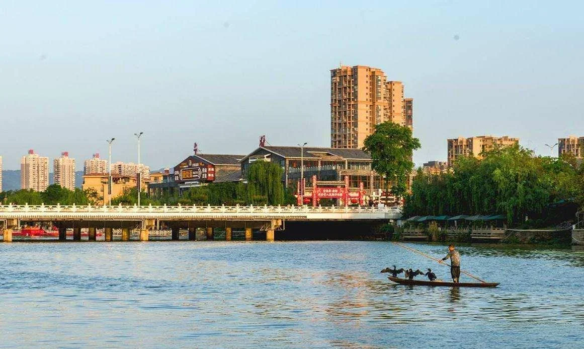 四川省射洪县有火车站吗（射洪高铁站）