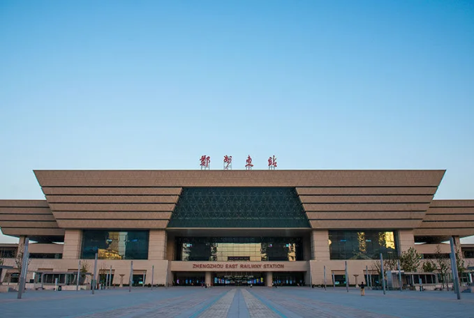 郑州东站地铁下车怎么进站最快哪个出口啊怎么走（郑州东站地铁哪个口出到西广场接人）2