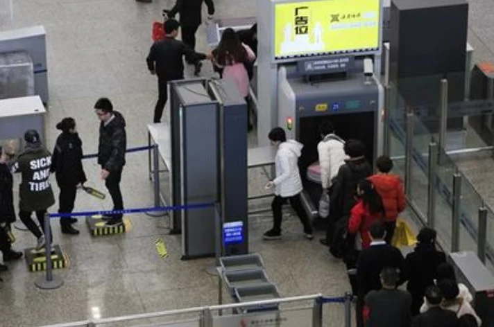 买了一杯都可奶茶的饮料要坐地铁回去地铁能带冷饮吗（杭州地铁能带饮料吗）2