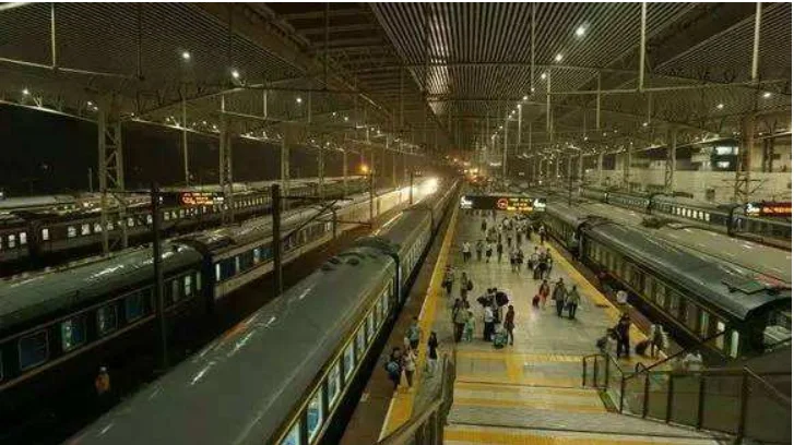 请问500ml的卸妆水和一些护肤品能过高铁和地铁(成都)安检吗急急急(卸妆水能带上成都地铁)3