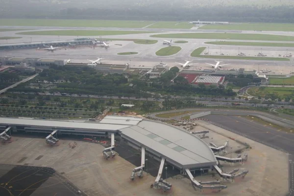 新加坡樟宜机场地铁站在T1T2T3哪个航站楼（t1樟宜机场地铁）