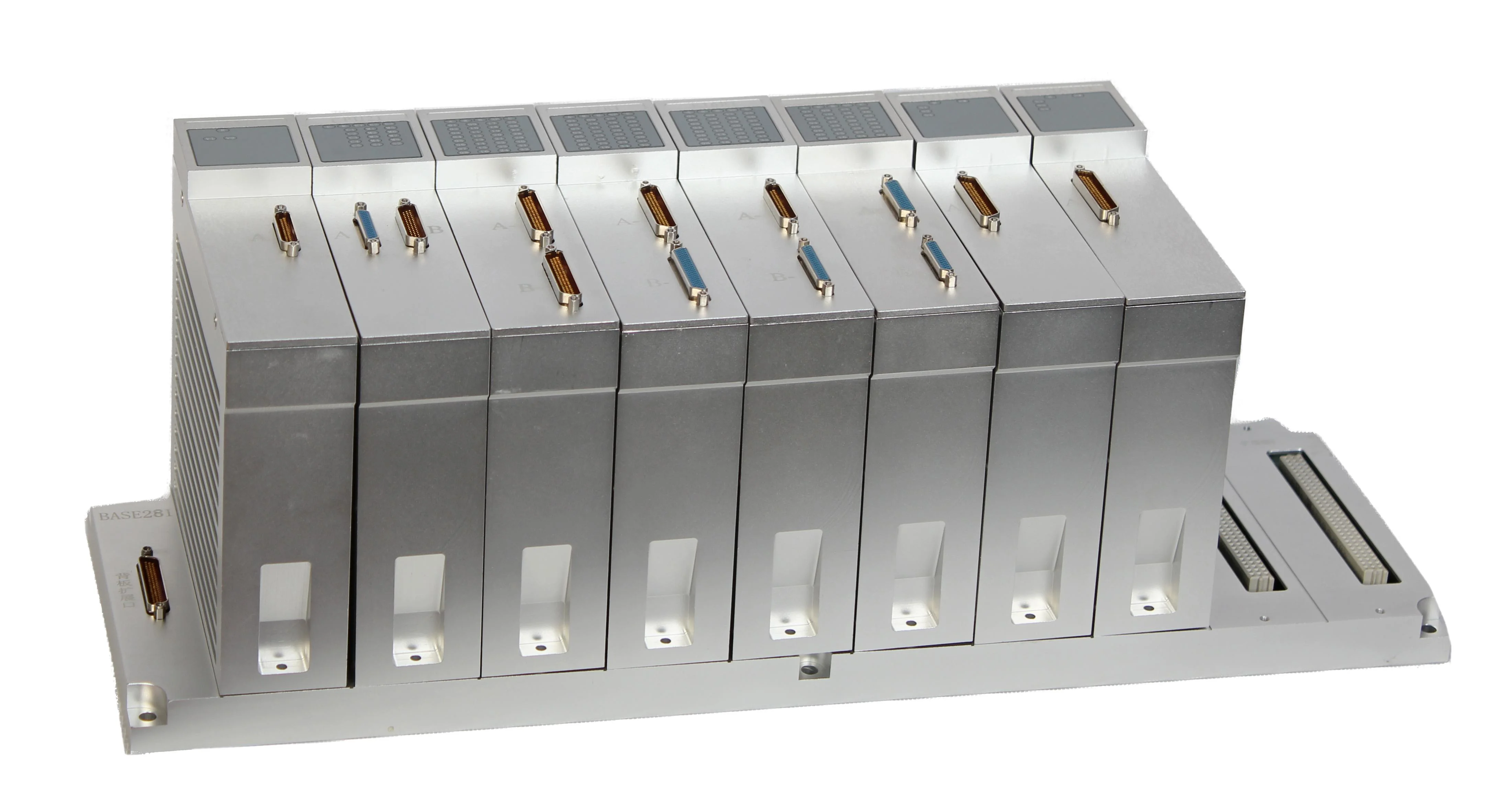 要一款模拟驾驶地铁、高铁、轨道交通、火车的模拟驾驶游戏的名称、下载地址、方法尽量不要太复杂谢谢(中国高铁模拟驾驶)1