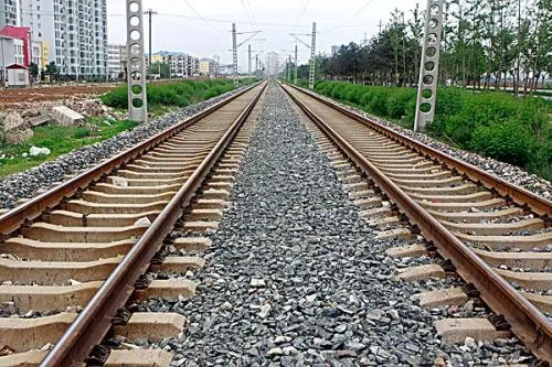 铁路钢轨为什么要做成工字形（工字形铁路）3