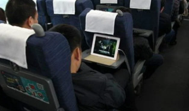 高铁多高的小孩免票 要什么证件（高铁多高的儿童免费）2