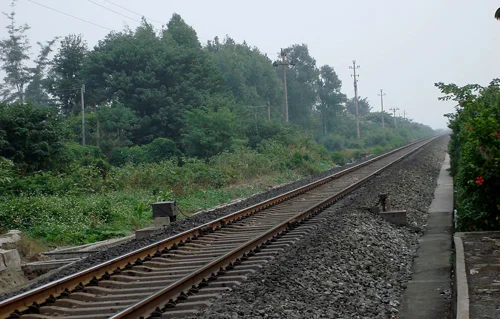 罗定有高铁吗（广东罗定铁路）