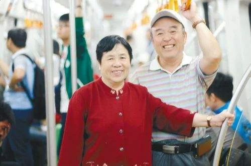 中国最荒凉的地铁站在哪里（最暖心地铁站）1