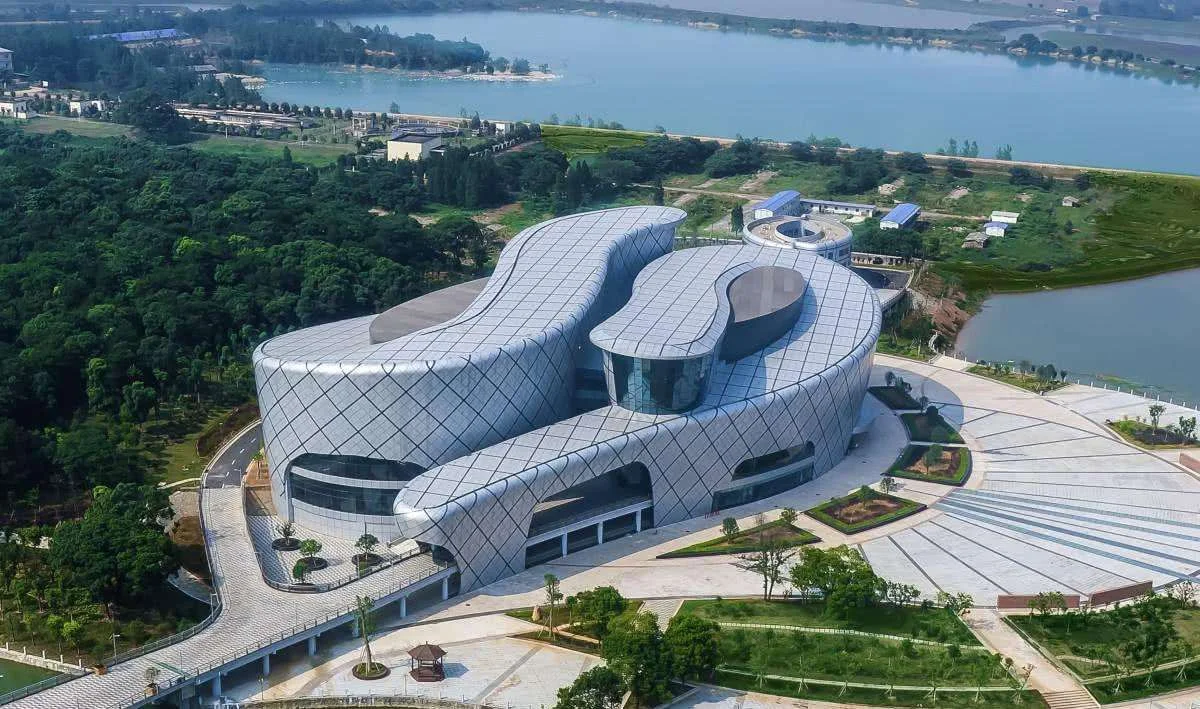 南昌地铁3号支线规划经过那些地方从图上看是从八大山人到象湖新城但最终到哪里（南昌藤旺居有地铁规划）