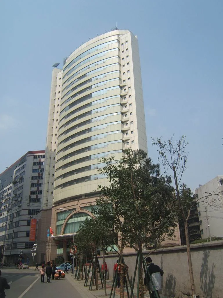 成都东站到成都军区新华宾馆怎么走（成都东站到新华国际酒店地铁如何乘）2