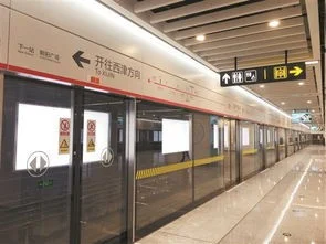 南宁市地铁时间安排 老年人免费乘地铁的时间段：比如早上6：40进地铁超过7点出站可以免费吗（南宁地铁长寿卡免费时间表）3