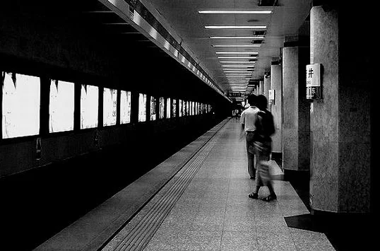 高铁列车站台号和车厢号分别是什么意思（坐高铁站台5是什么意思）