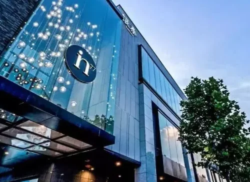 杭州东站到湖滨·银泰怎么走（杭州湖滨银泰stayreal地铁）