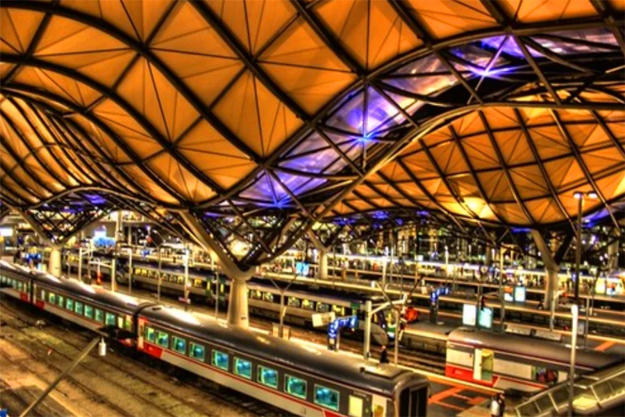 中国最美铁路是哪条（中国最美高铁站）4