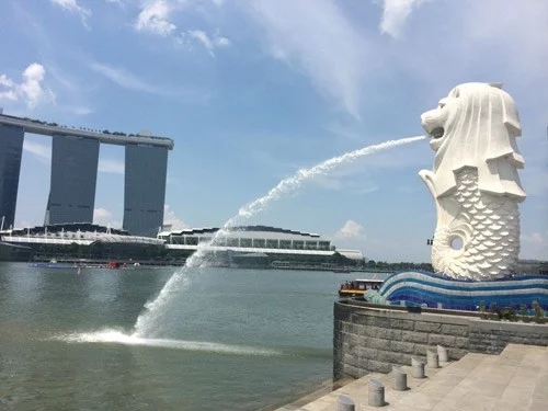 新加坡地铁NS26哪一站到鱼尾狮（新加坡鱼尾狮地铁出口）2