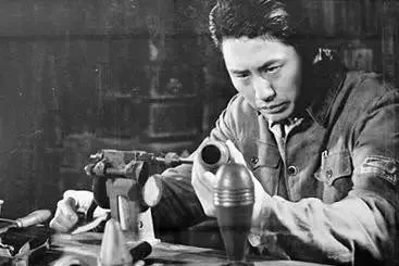 请你概述保尔参加修筑铁路遭遇的一件事（保尔铁路患）