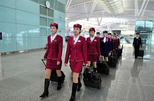 高铁招聘乘务员官网（重庆高铁招聘乘务员官网）2