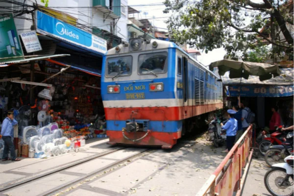 越南的跨海铁路修建多少年(越南铁路改造)6