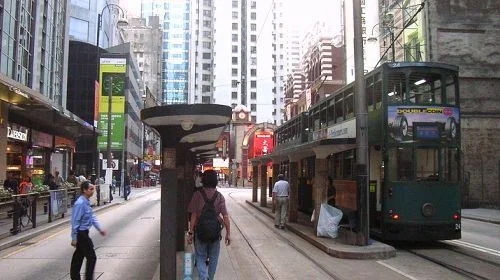 香港地铁被破坏都是什么时候(香港地铁站裸奔)