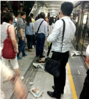 深圳地铁因为什么发生慌乱事件(深圳恐慌地铁)5