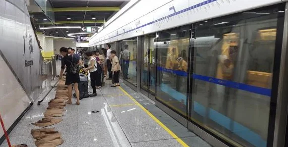 疫情期间成都地铁会停运吗（成都地铁污水事故）