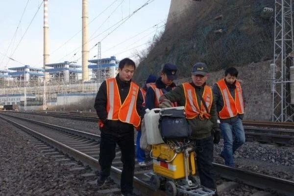 铁路学什么专业好（铁路有什么专业）