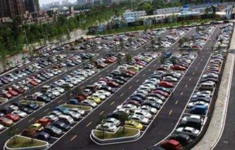 北京地铁旁边的那种停车场就是你做地铁了一天收费2块那种如果我没做公交地铁刷卡还是两块吗（北京地铁pr停车场）