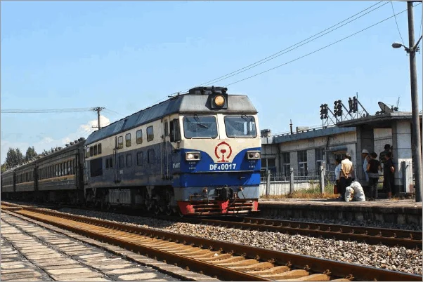 为什么合肥南到信阳东高铁不经过罗山（信阳到合肥高铁时刻表）2