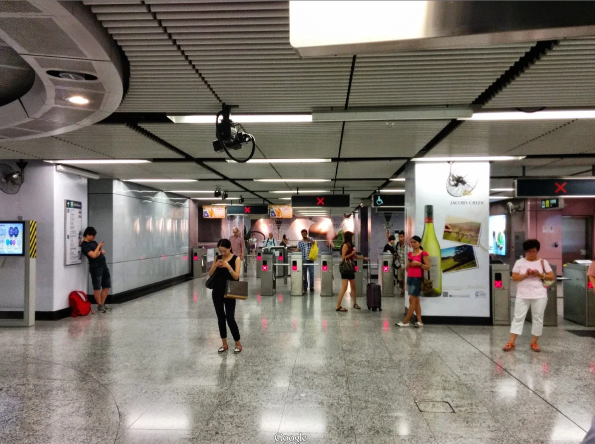 香港铜锣地铁站到希慎广场中间要经过什么地方（香港希慎广场地铁站）