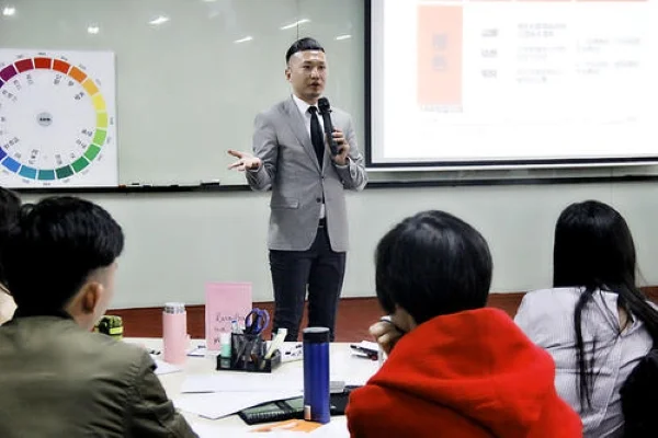 国内轨道交通行业什么建设管理软件用得比较多（深圳地铁信息化）2