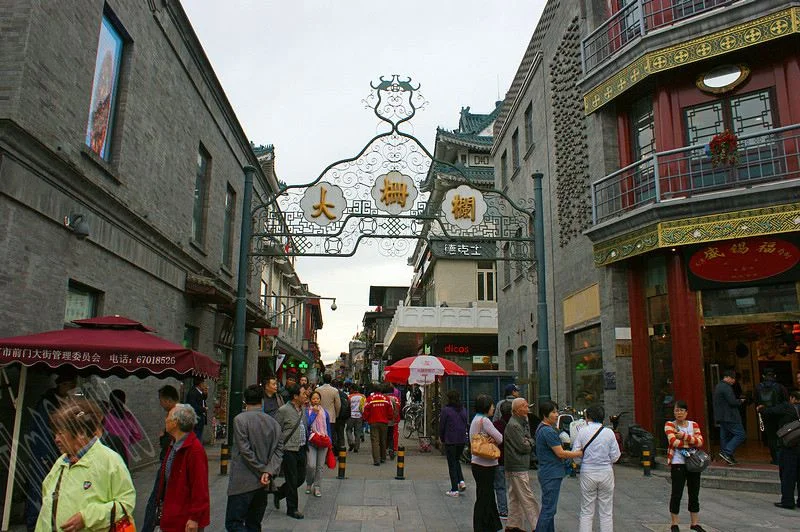 地铁站有几个出口（地铁出口栅栏）2