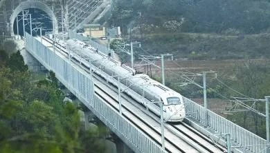 西成高铁是第一条穿越秦岭的高速铁路吗（高铁到秦岭）6