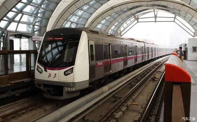 北京地铁的运行速度是多少（北京地铁大站快车）2