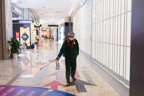 疫情期间地铁和公交车从客流量来考虑哪个比较危险哪个比较安全(疫情期间成都地铁人多不)